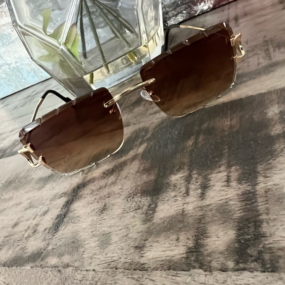 Stylish Brown Rimless Sunglasses